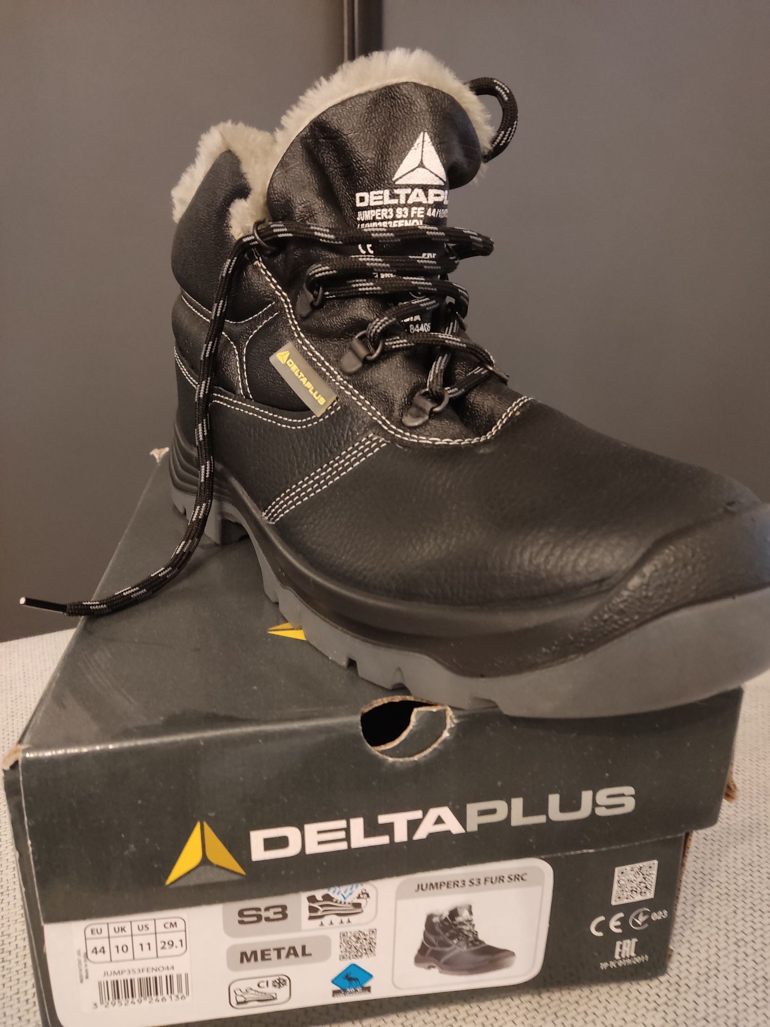 Nowe buty robocze ocieplane Delta plus