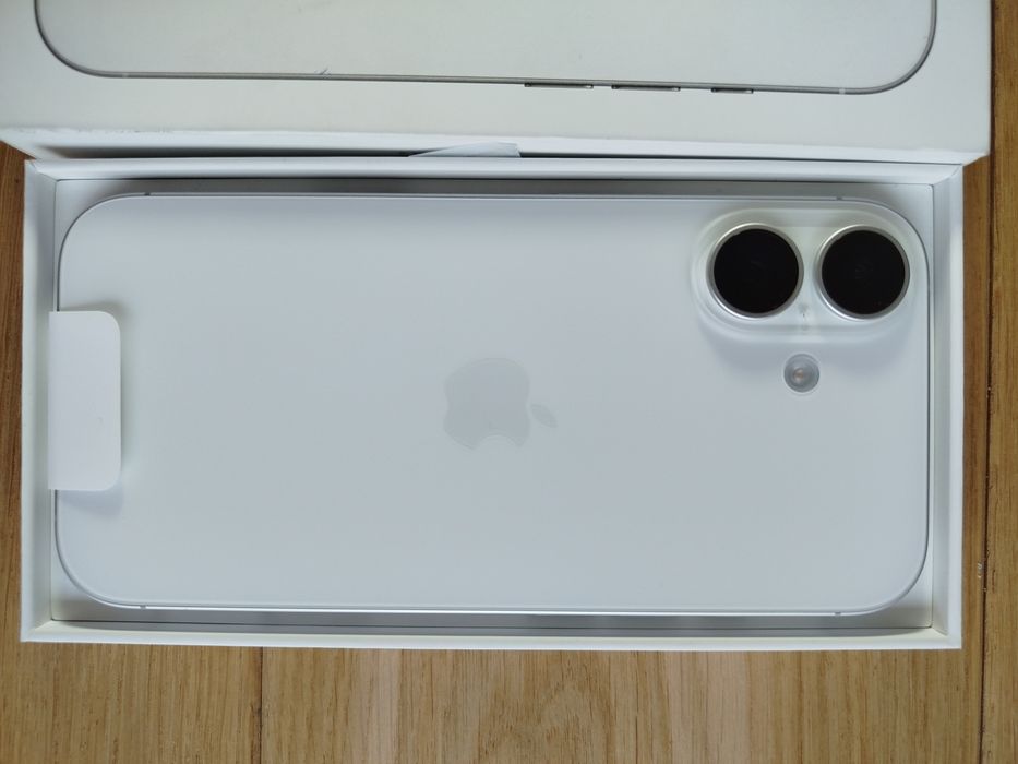 iPhone 17 256gb WHITE