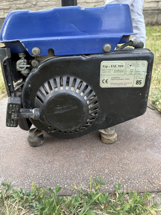 Генератор бензиновий 900Вт