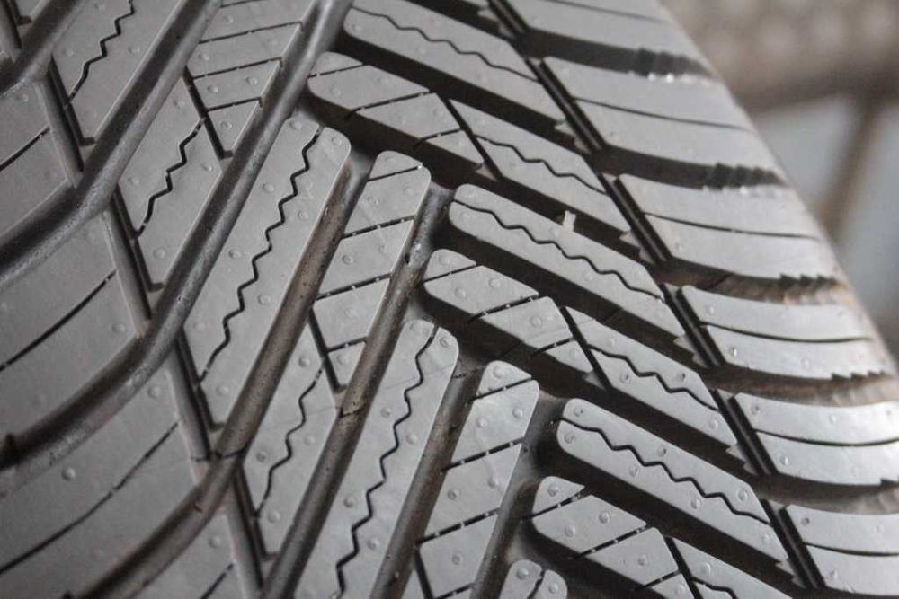205/50/17 Hankook Kinergy 4s2 4-Seasons 205/50 R17 93W 23r jak nowa