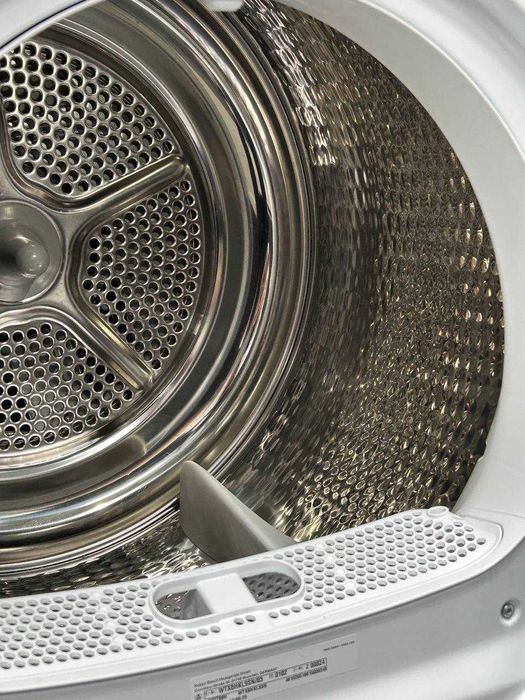 Пральна та сушильна машини Bosch Serie 8 WAXH2KOLSN та WTX8HKL9SN