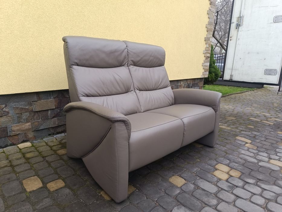 Шкіряний диван, офіс