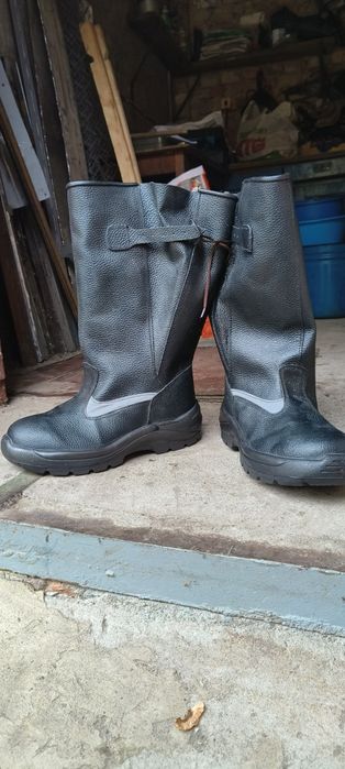 Робочі зимові чоботи