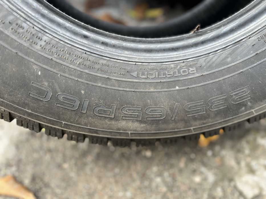 235/65/16С  Nokian Hakkapelitta C4