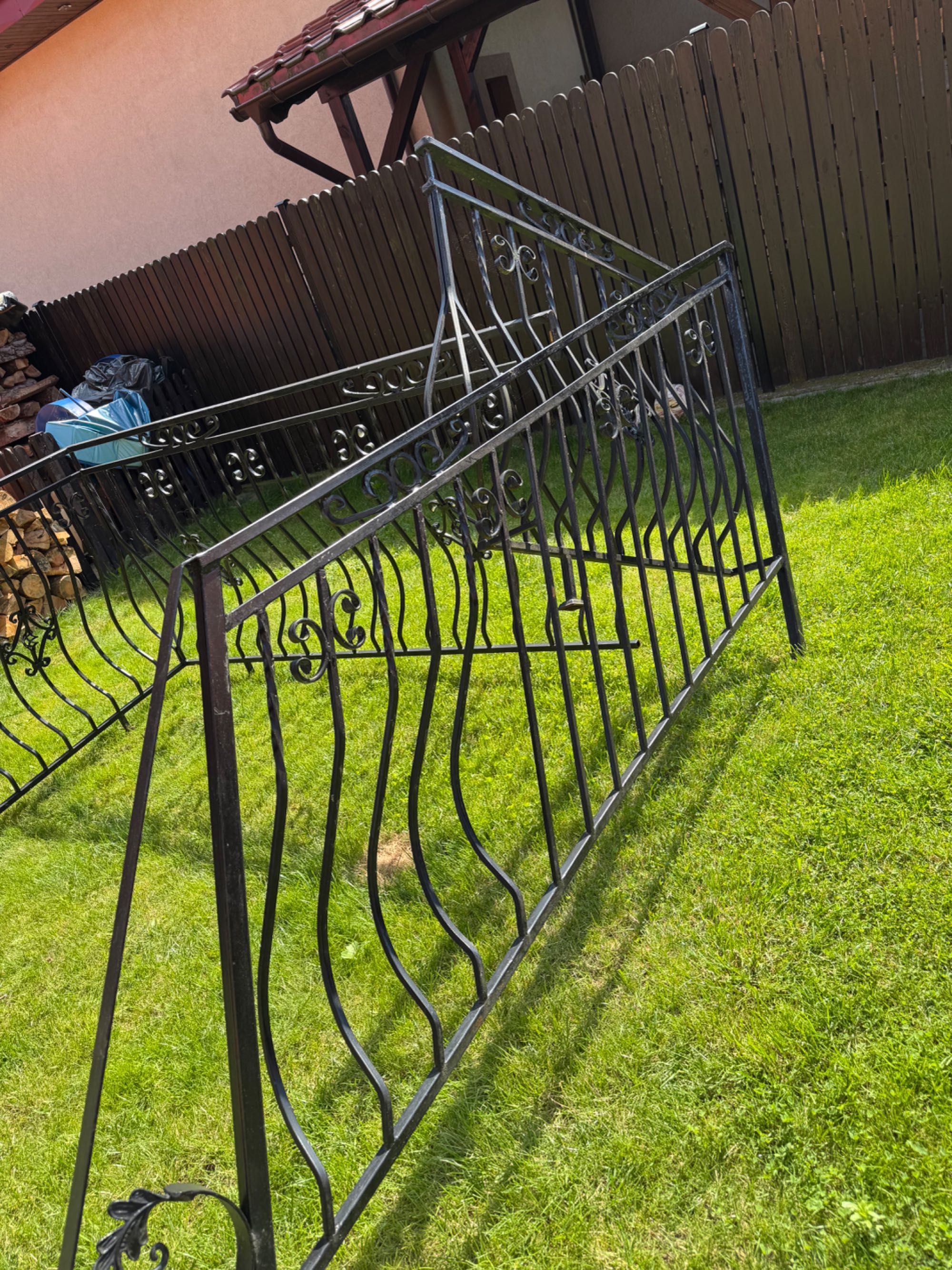 Balustrada balkonowa + balustrada schodowa – ozdobna, czarna, 2x2 m