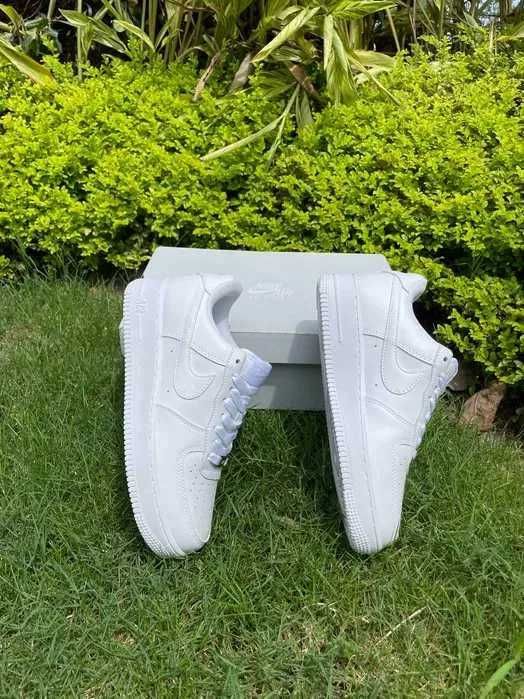 Buty meskie Mokasyny Nike_Air_Force_1_Low_07_White R.40