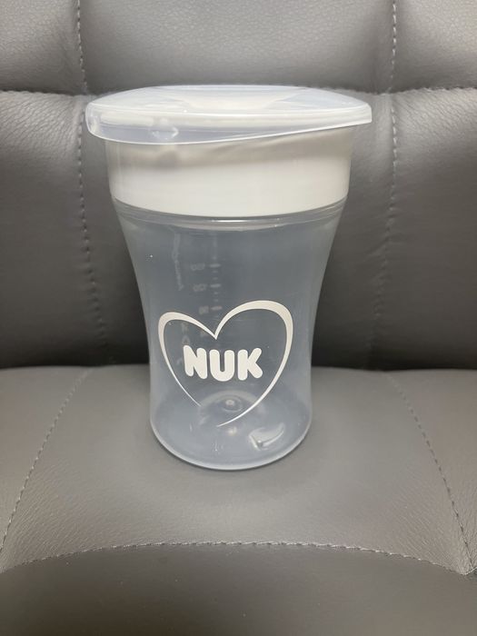 Kubek niekapek NUK