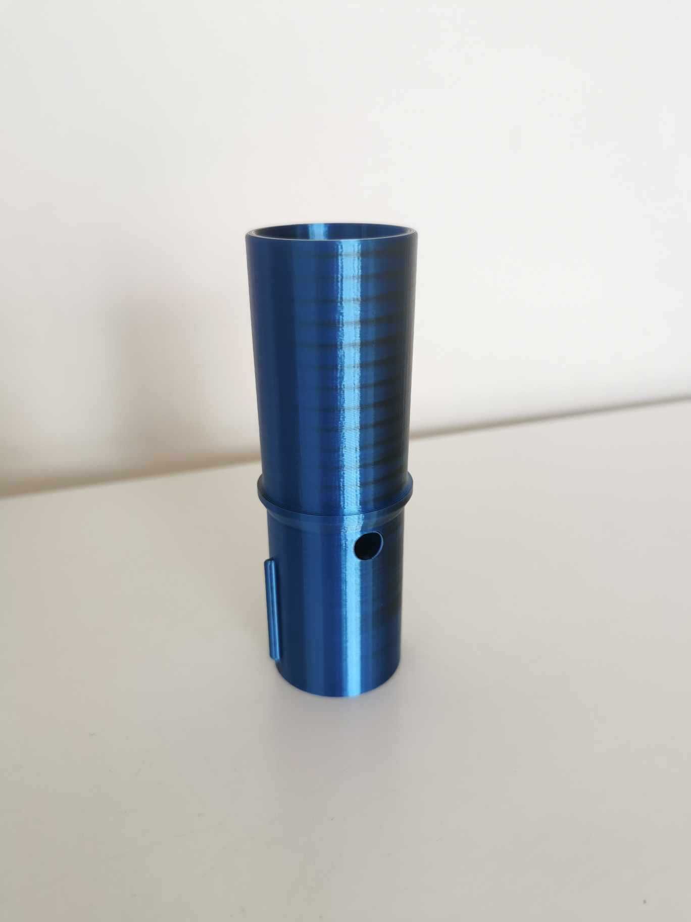 Nowy adaptor katarka do Dysona  dwukolorowy: czarno-niebieski