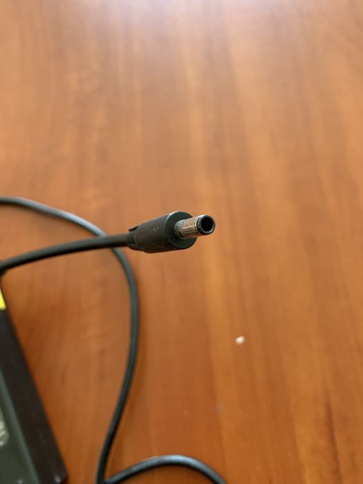 Зарядка для ноутбука Dell блок питания 19.5v оригинал