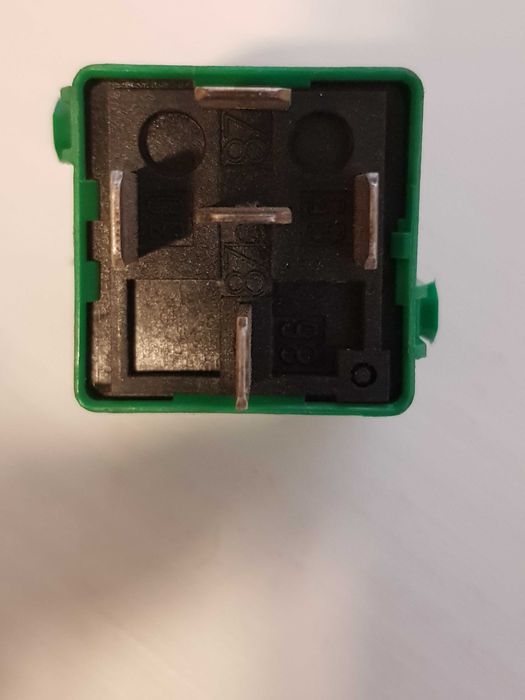 Реле BMW/БМВ оригинал SIEMENS V23134-N52-X171 (61.36-8 353 447)