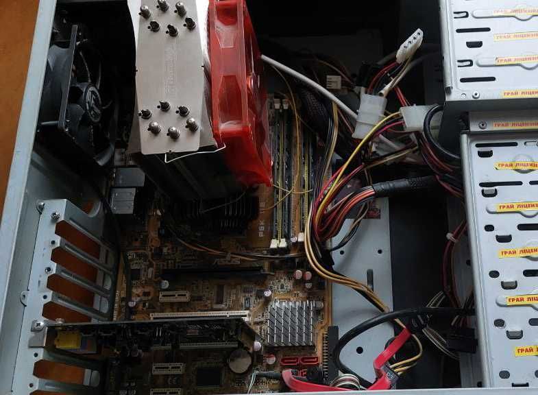 ASUS P5K-SE + Intel Xeon 5450, память, бп