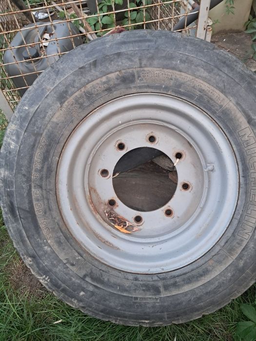 Kolo 335/65 r18 12.5 hl brandys