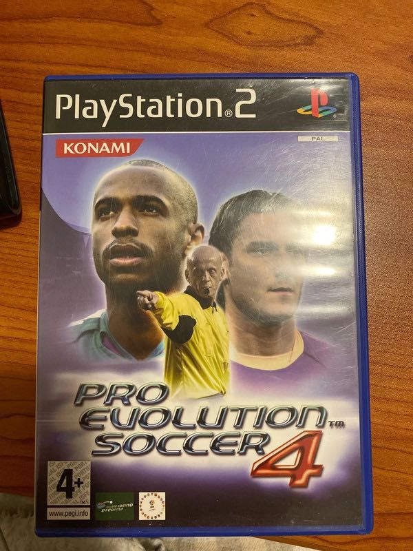 Pro evolution soccer 4 PlayStation 2