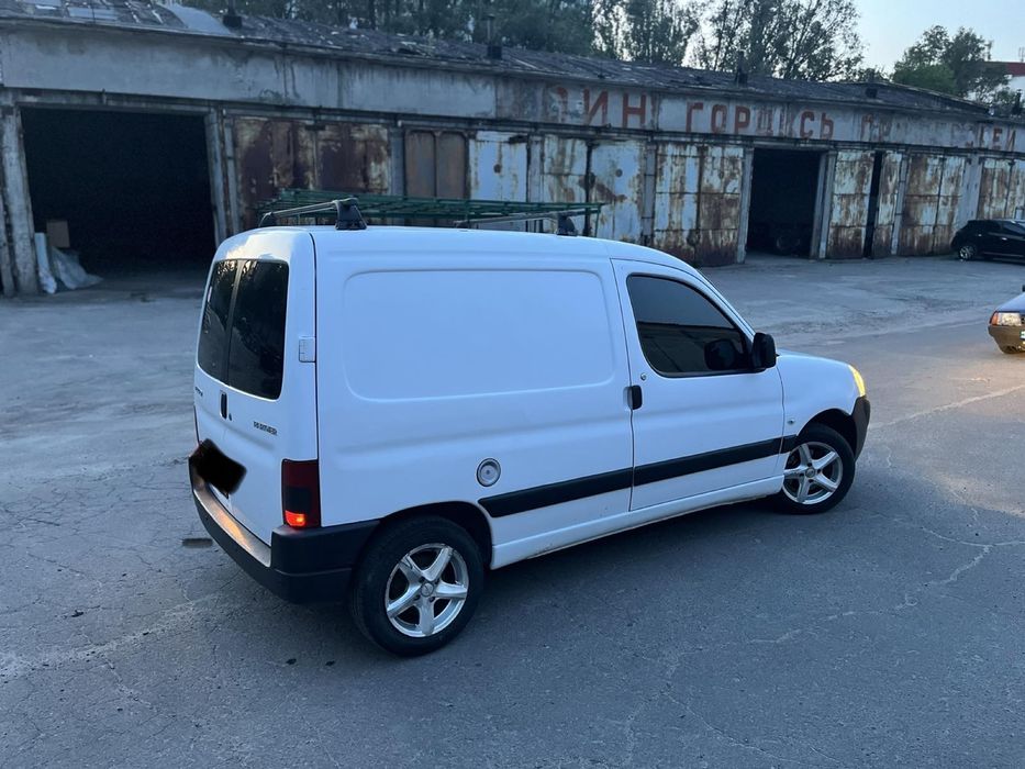Продам PEUGEOT PARTNER 2007 г.