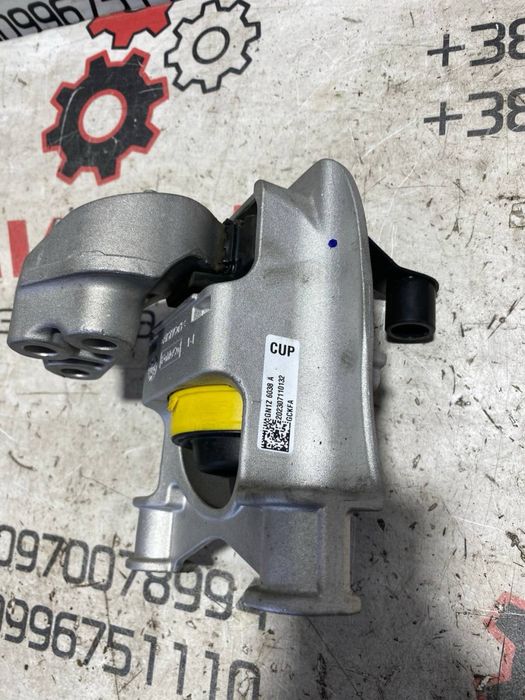 Подушка правая Ford ecosport 1.0 правая подушка двигателя форд 1.0