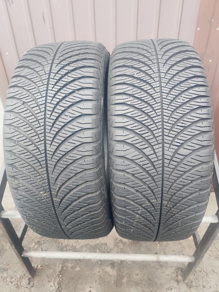 Opony wielozesonowe Goodyear Vector 4SEASONS 235/55/17 103v dot 1519