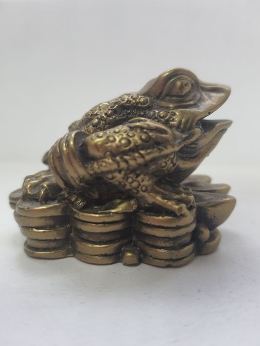 Грошова жаба Фен-шуй — Талісман багатства