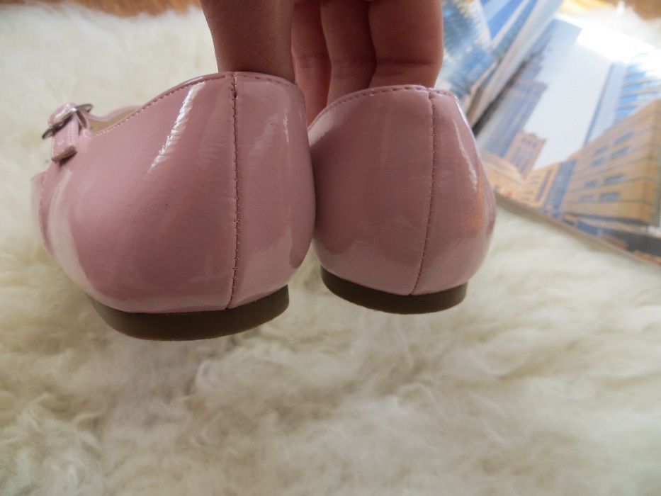 Лаковые туфли sole diva, розовая пудра, очень удобные