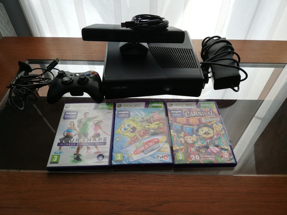 Xbox 360 + gry na Kinecta (320gb)