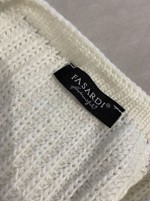Mięciutki rozpinany sweter