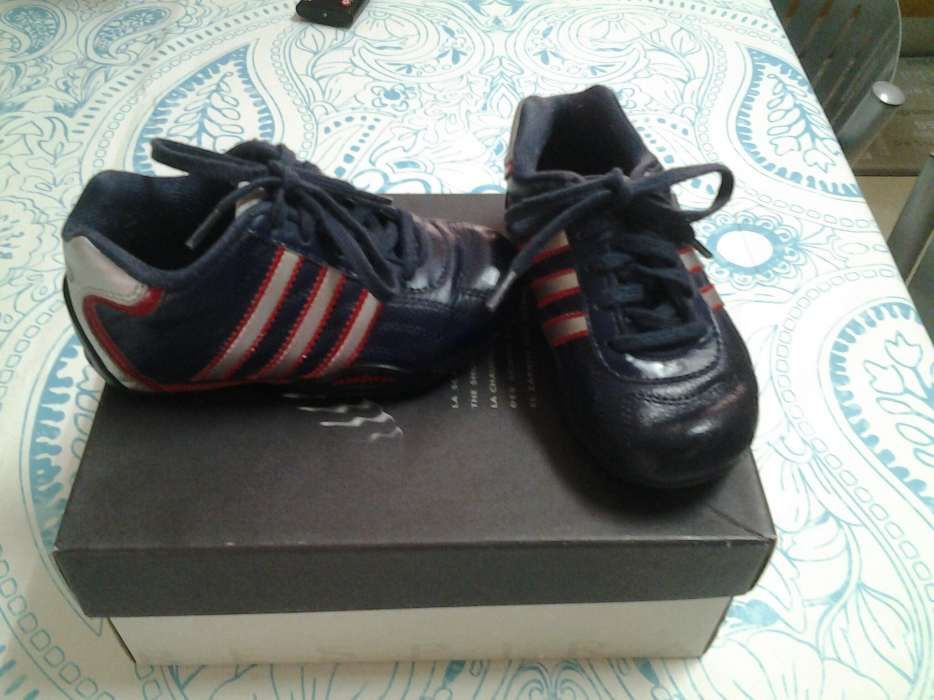 Ténis de criança da ADIDAS