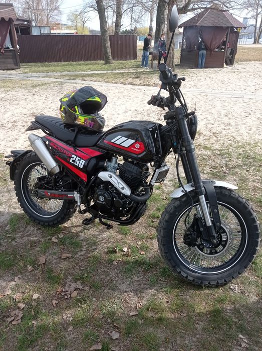 Мотоцикл Geon Rockster