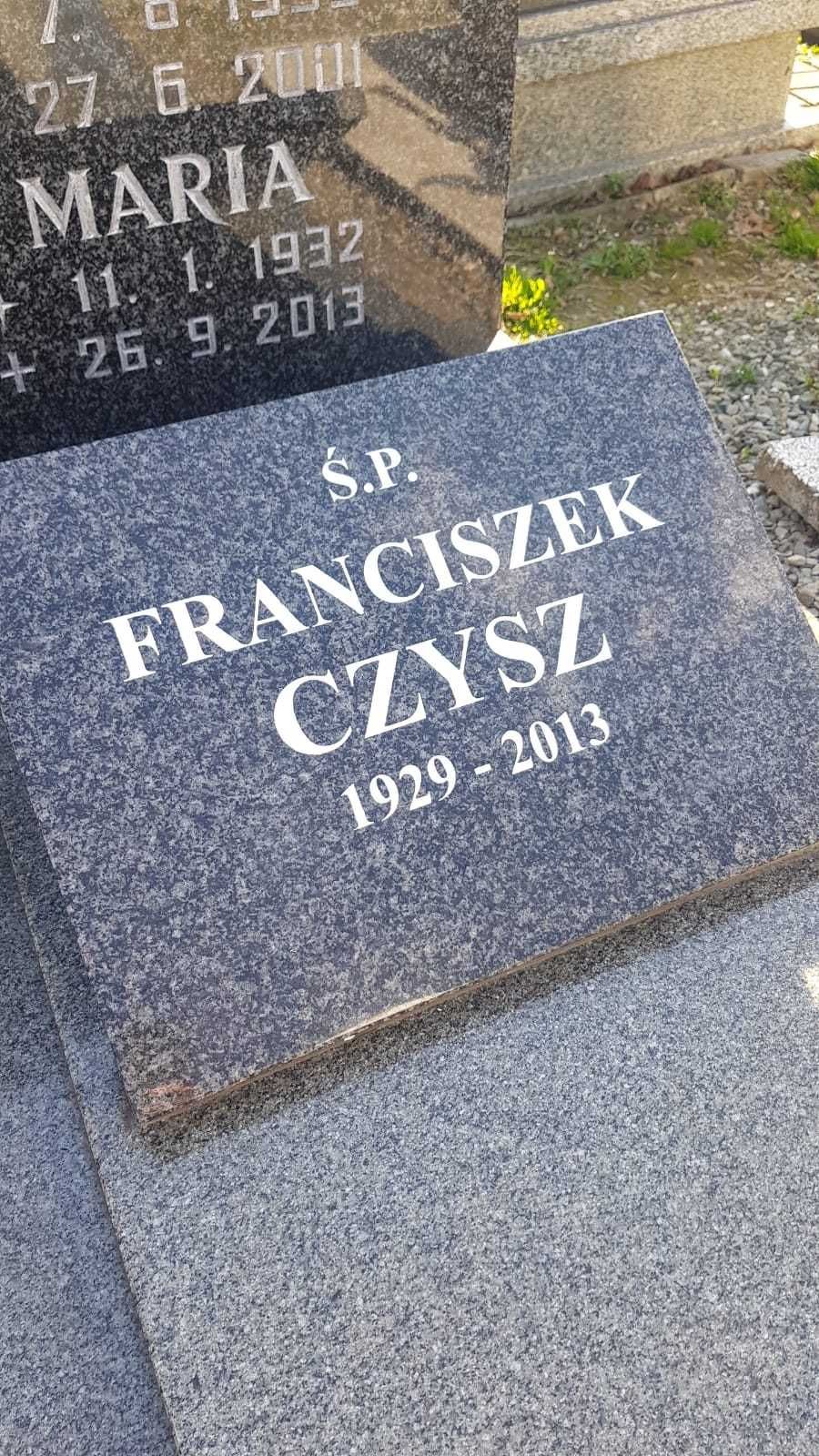Czyszczenie starych nagrobków z lastryko oraz malowanie liter.
