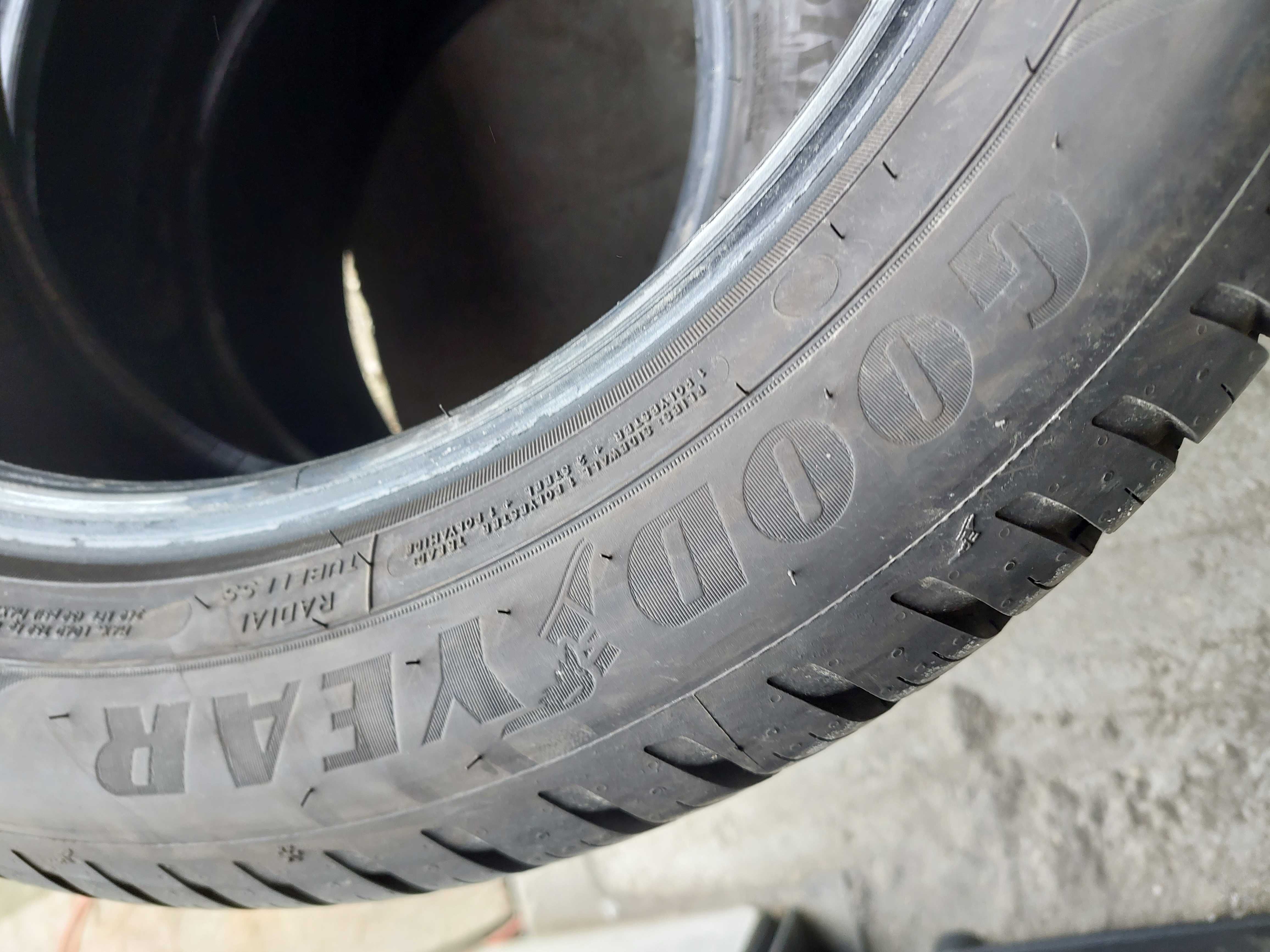 JAK Nowa 215/55R17 GOODYEAR VECTOR 4SEASONS GEN-3 2023r K894