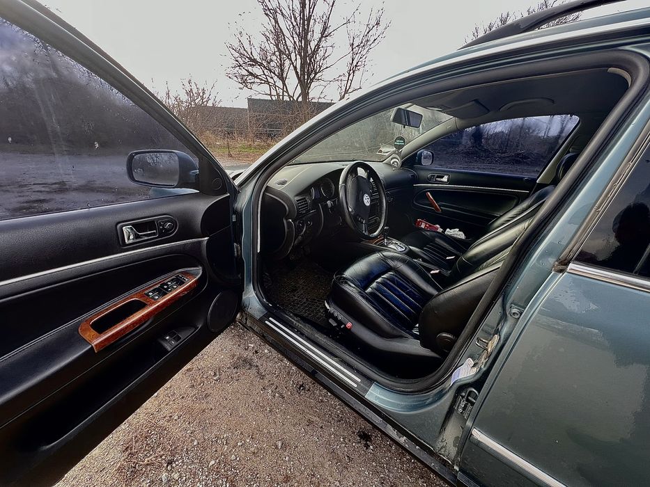 Volkswagen Passat B5 W8