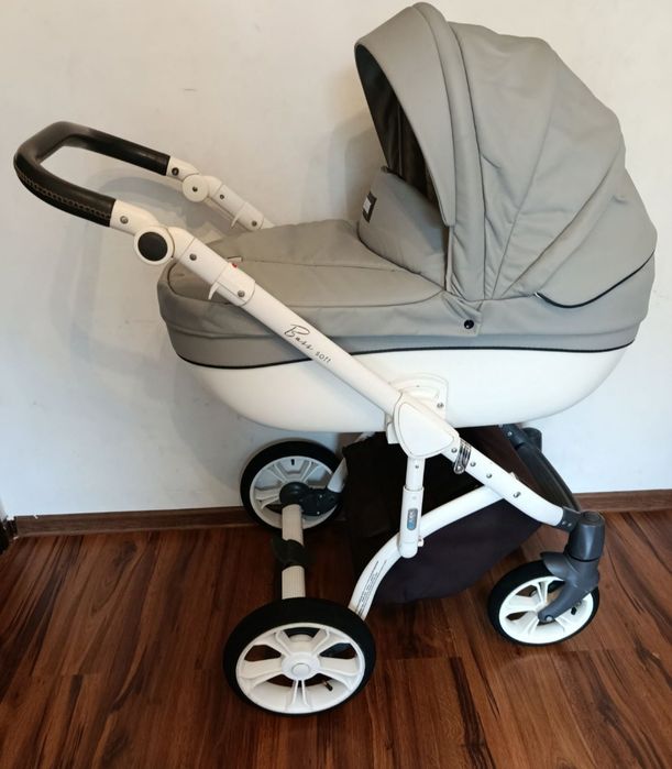 Wózek Roan Bass Soft 3 w 1 gondola spacerówka nosidełko