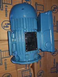 Silnik 0,18kW  1400obr  230v