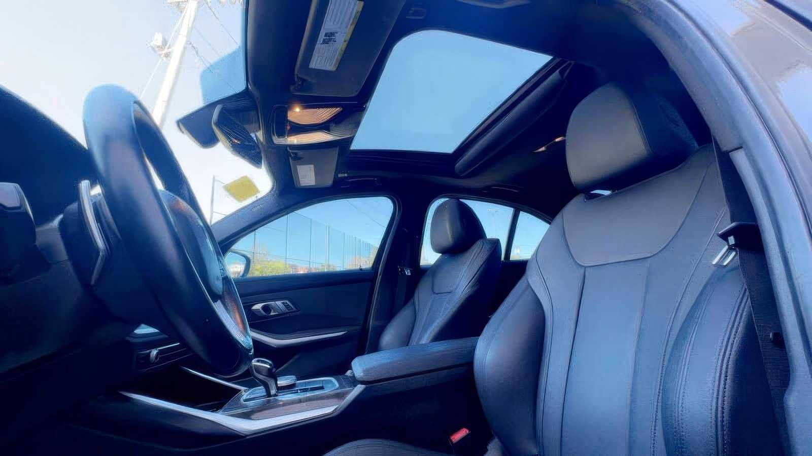 2020  BMW 330 Xi