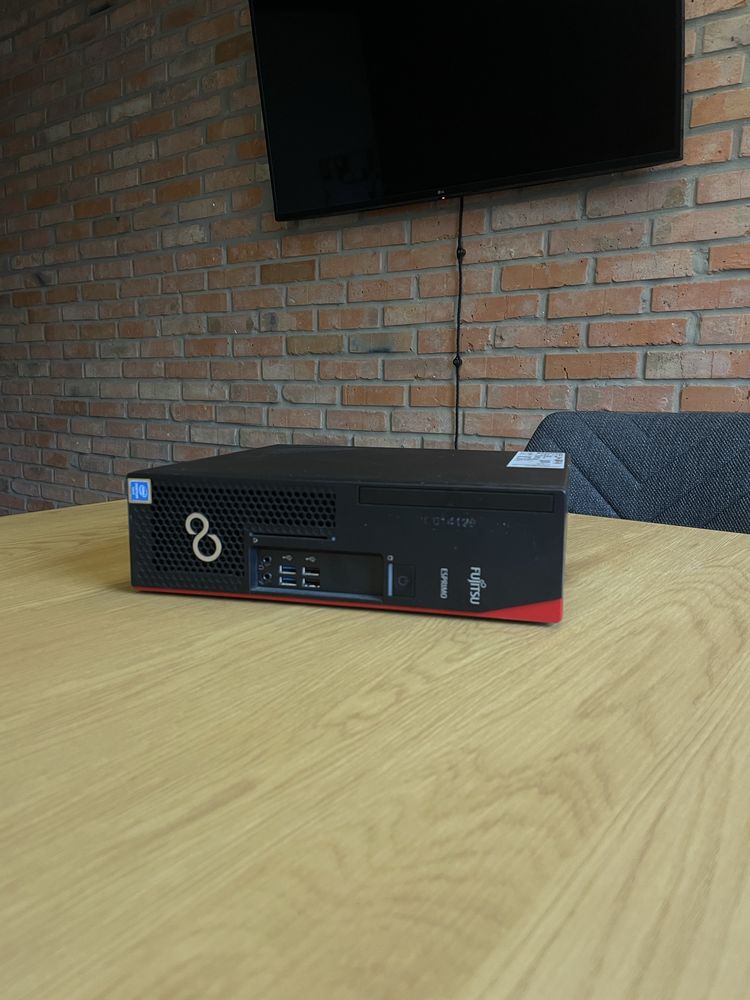 Системник FUJITSU