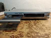 Amplituner z DVD Universum DVD-R 3015