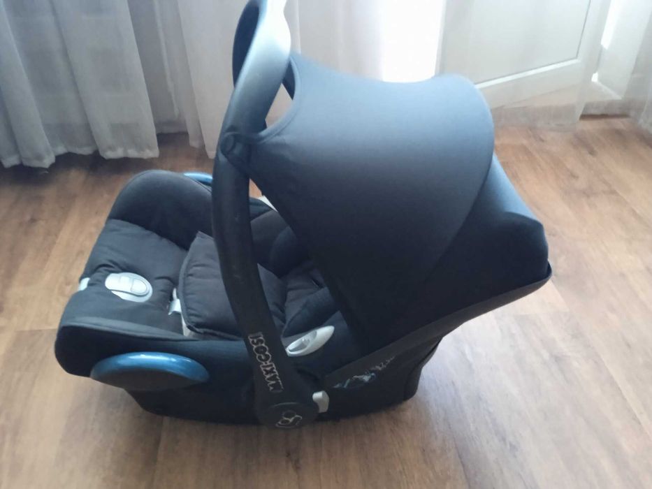 Автокрісло Maxi Cosi