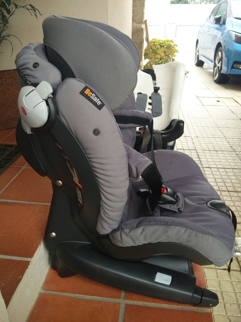 2 Cadeiras Bebê BeSafe Isofix