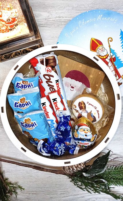 Солодкі подарунки до дня Св. Миколая