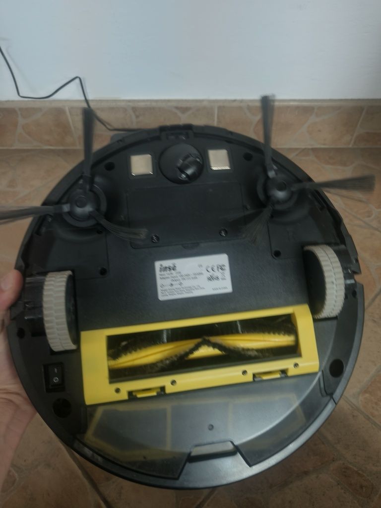 Robot sprzątający Inse