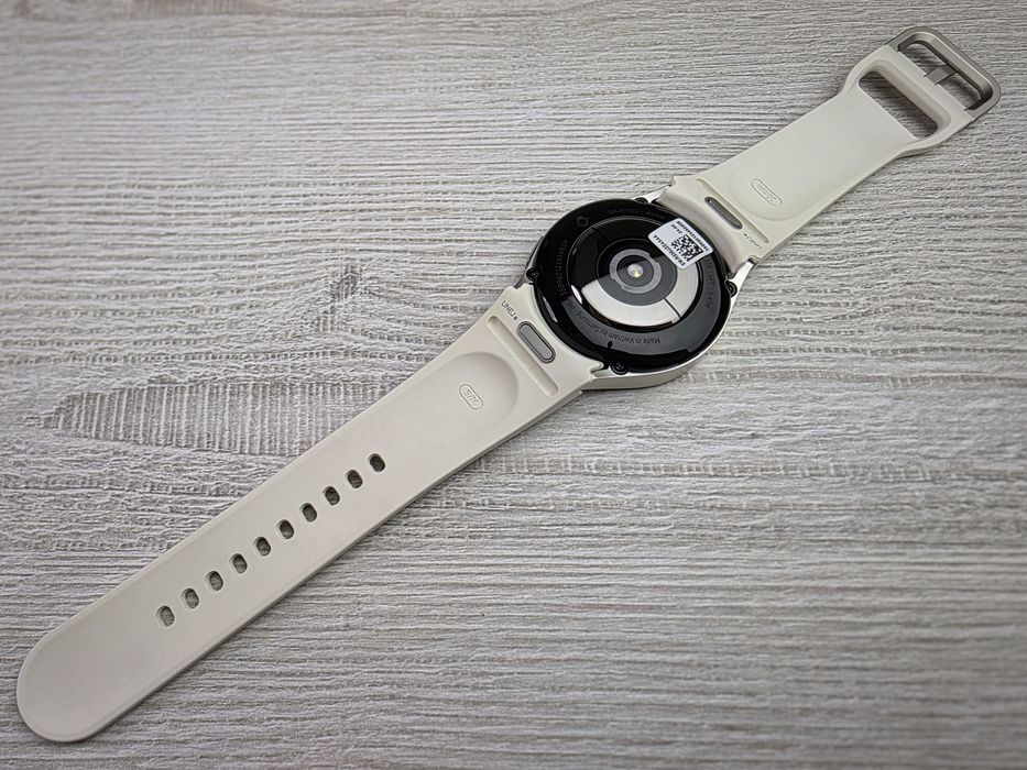 Смарт-годинник Samsung Galaxy Watch6 40mm Gold (SM-R930) • НОВИЙ!