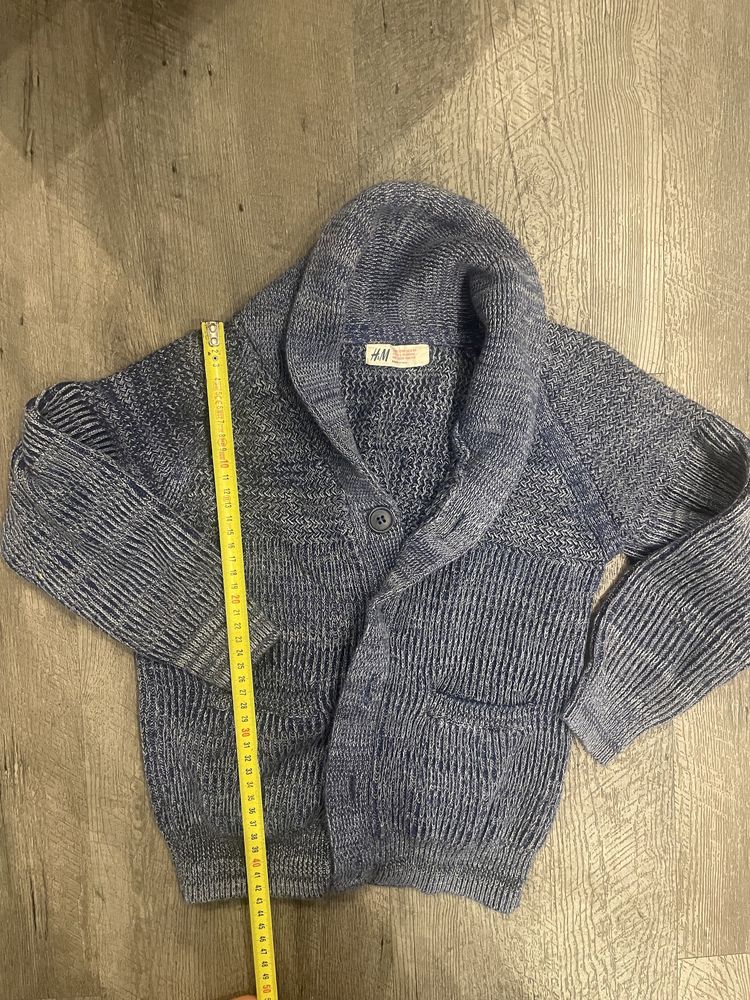 Sweterek chłopięcy ciepły H&M 122/128