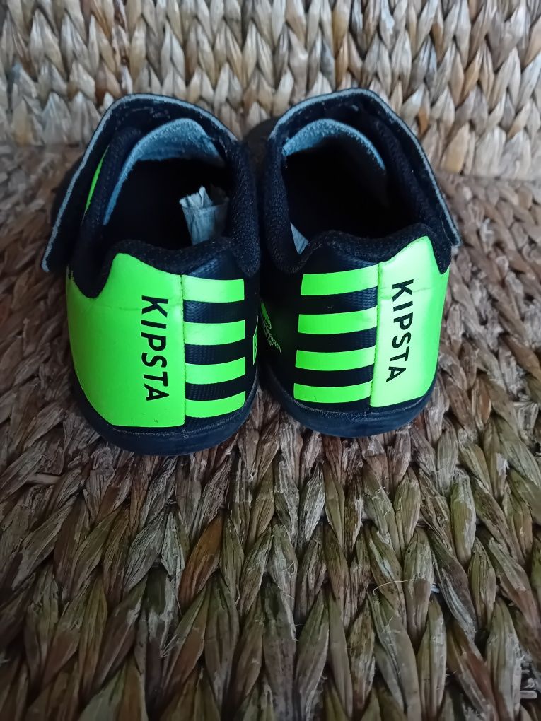 Buty piłkarskie korki KIPSTA na rzep r30/31
