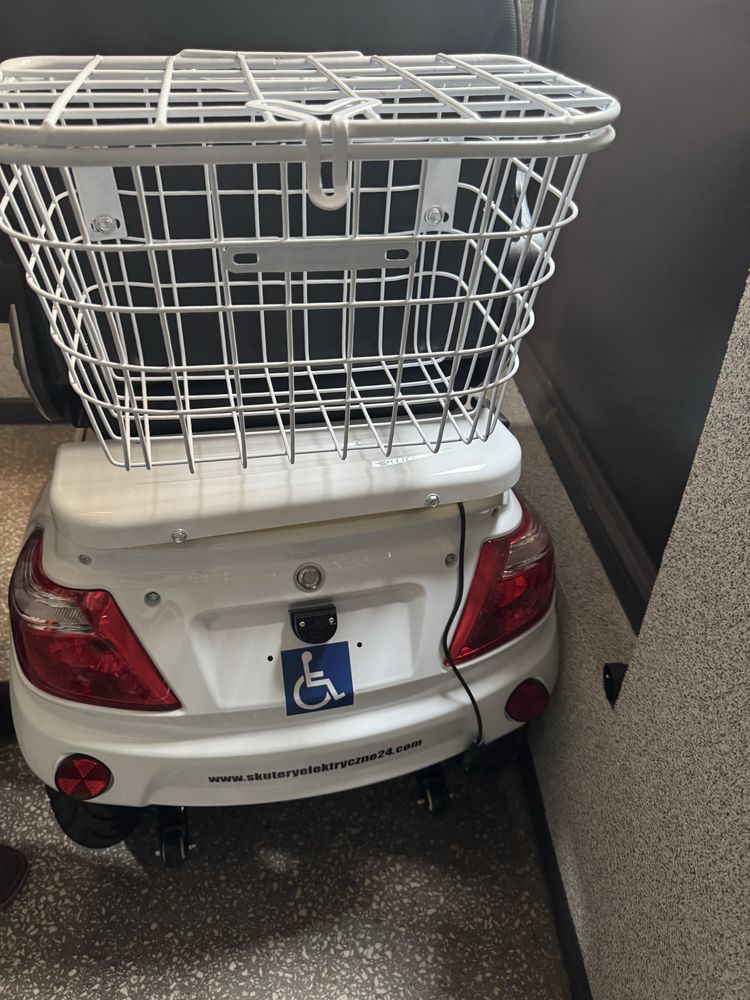 Wózek elektryczny inwalidzki