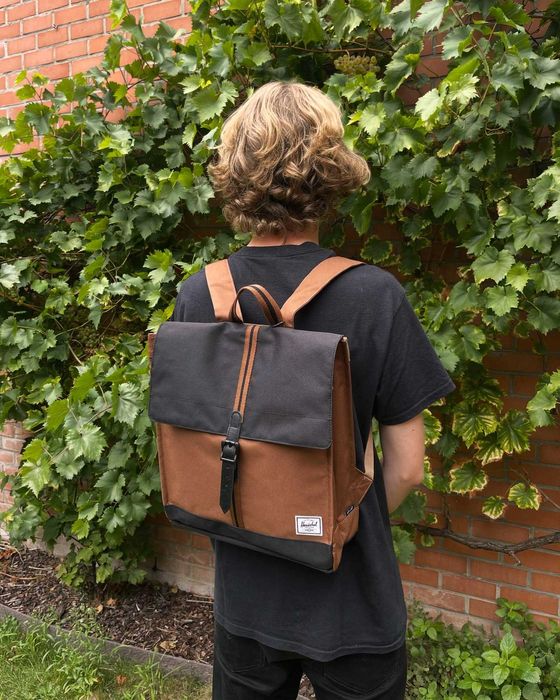 Mochila unissexo Herschel City (NOVA)