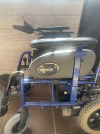 Продам инвалидную коляску на управлении