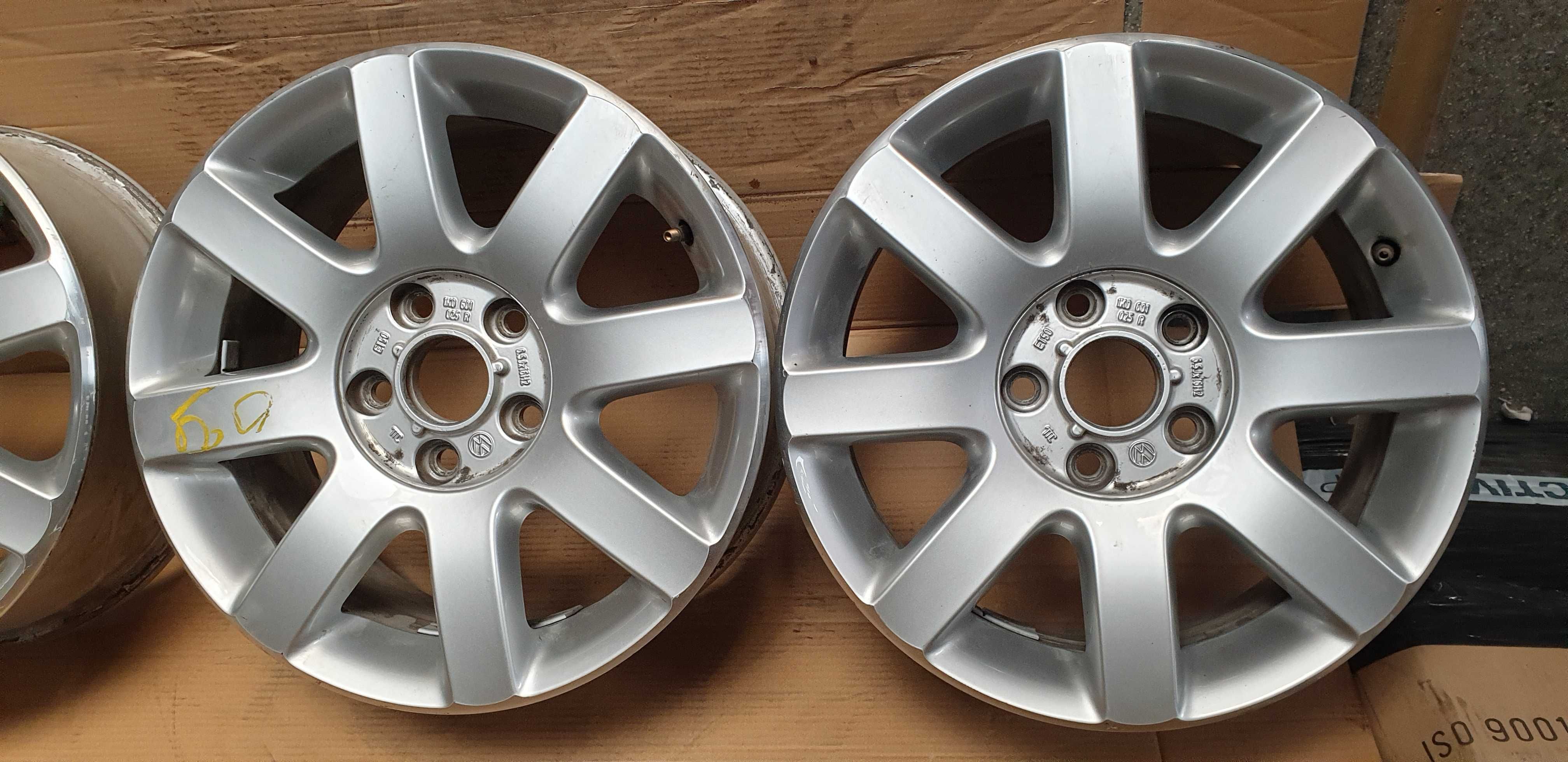 felgi aluminiowe 16 6,5J ET50 5x112 VW golf V oryginalne 3szt