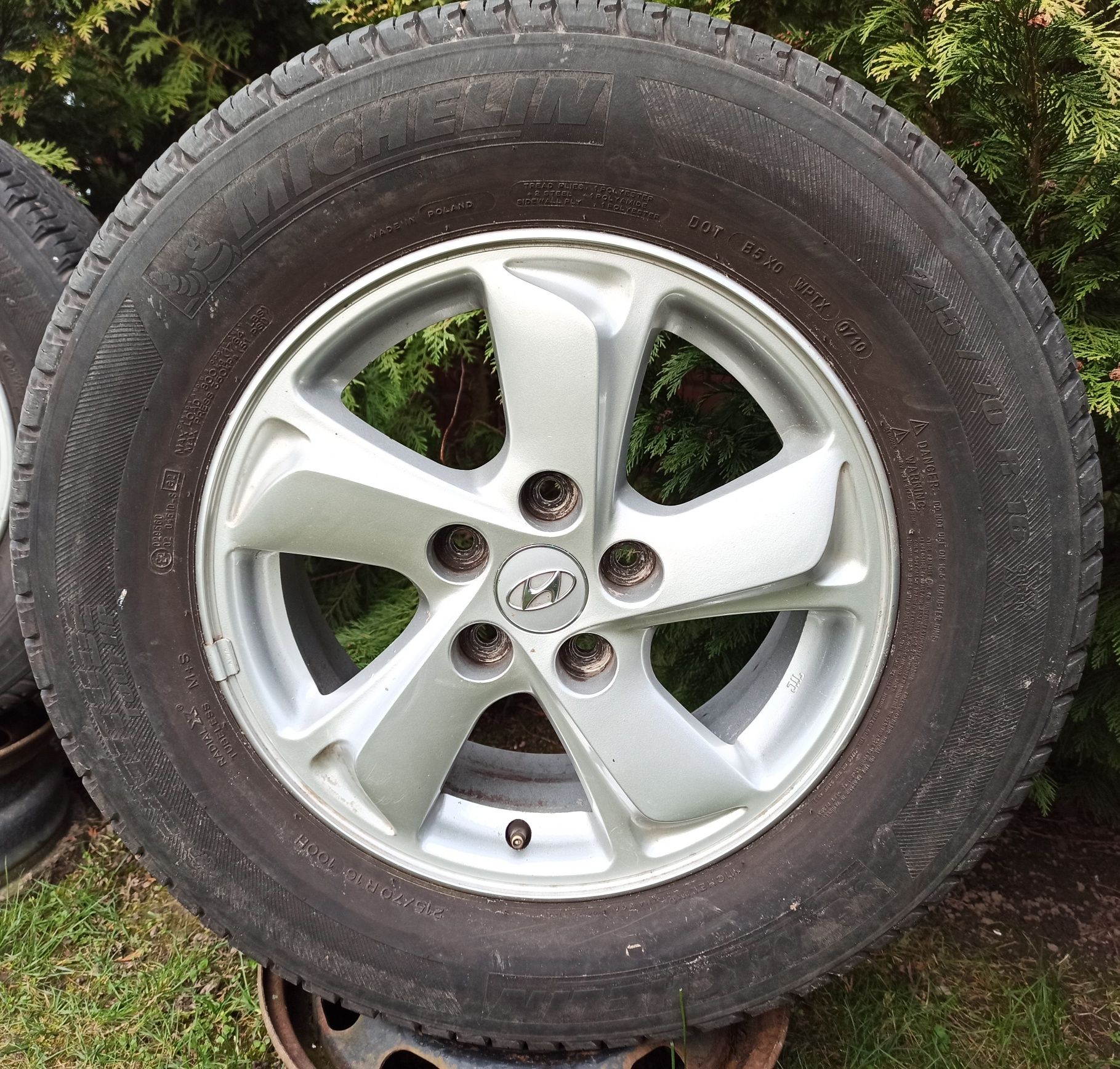 Felgi Oryginał Hyundai Tucson IX35 6,5x16 ET45 5x114,3 opony 215/70R16