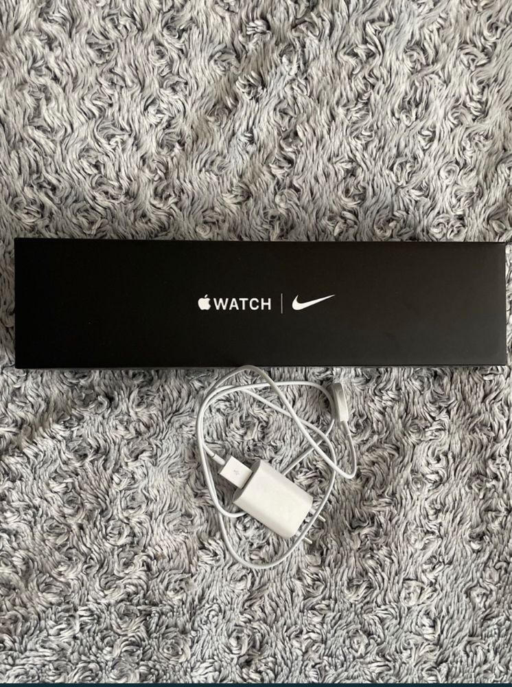 Smartwatch Apple Nike 7 GPS