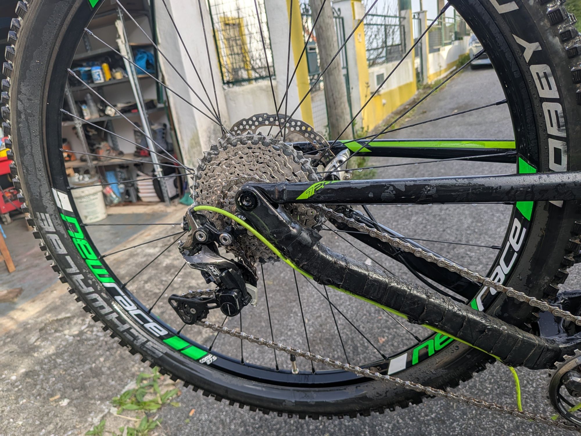 Bicicleta enduro Scott Genius 720 carbono Fox / XT / TwinLock