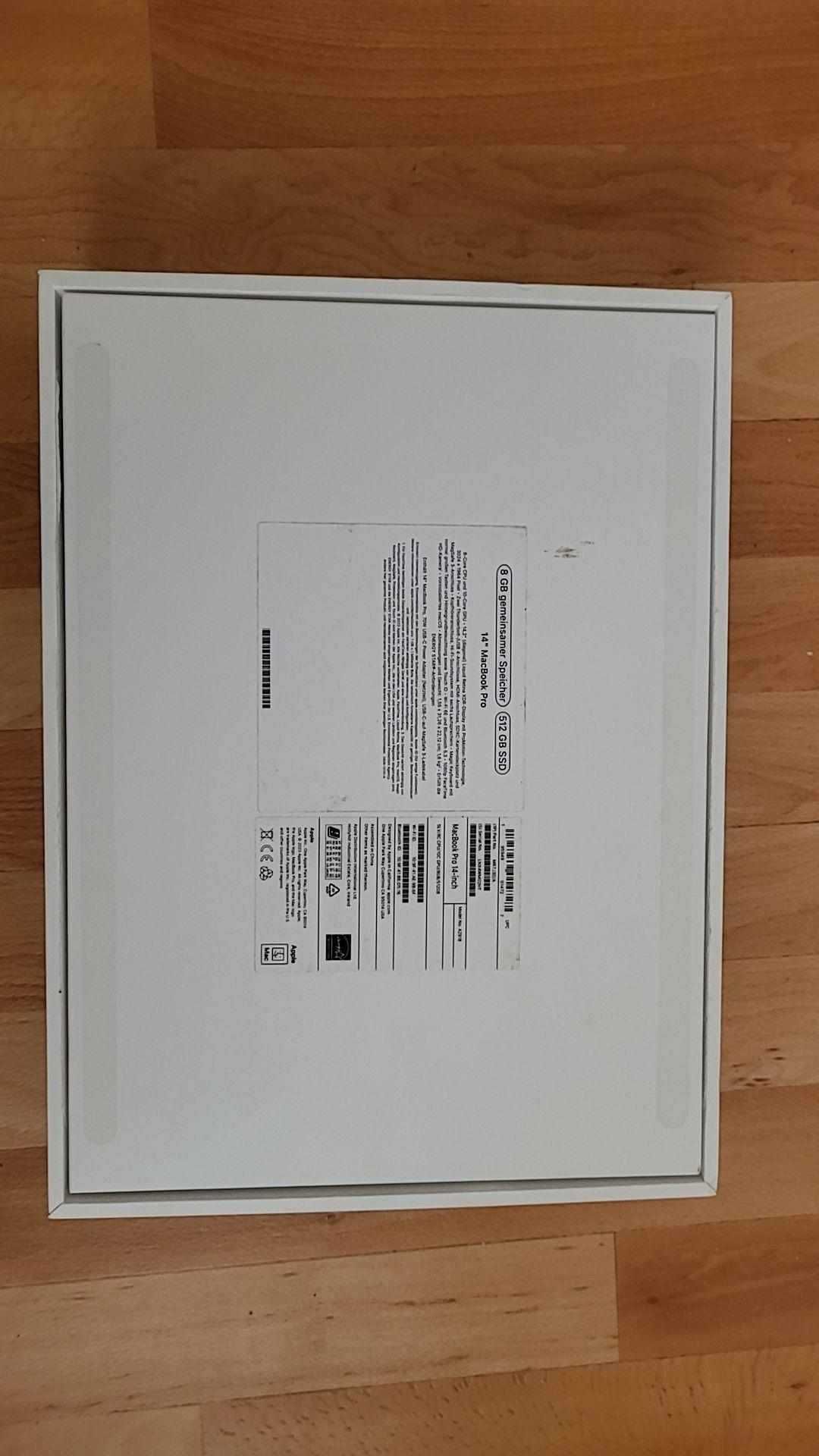 Laptop Apple MacBook MR7J3D/A