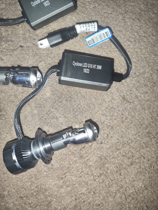 Продам Лед лампи з лінзами H7